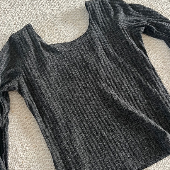 Two piece set. Size small. - Picture 3 of 4